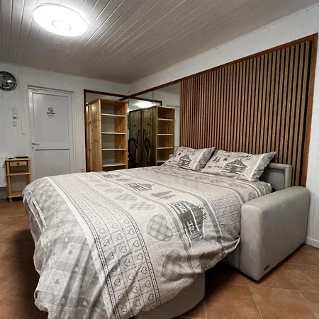 La Tavernetta Di アパート ラ・トゥイール